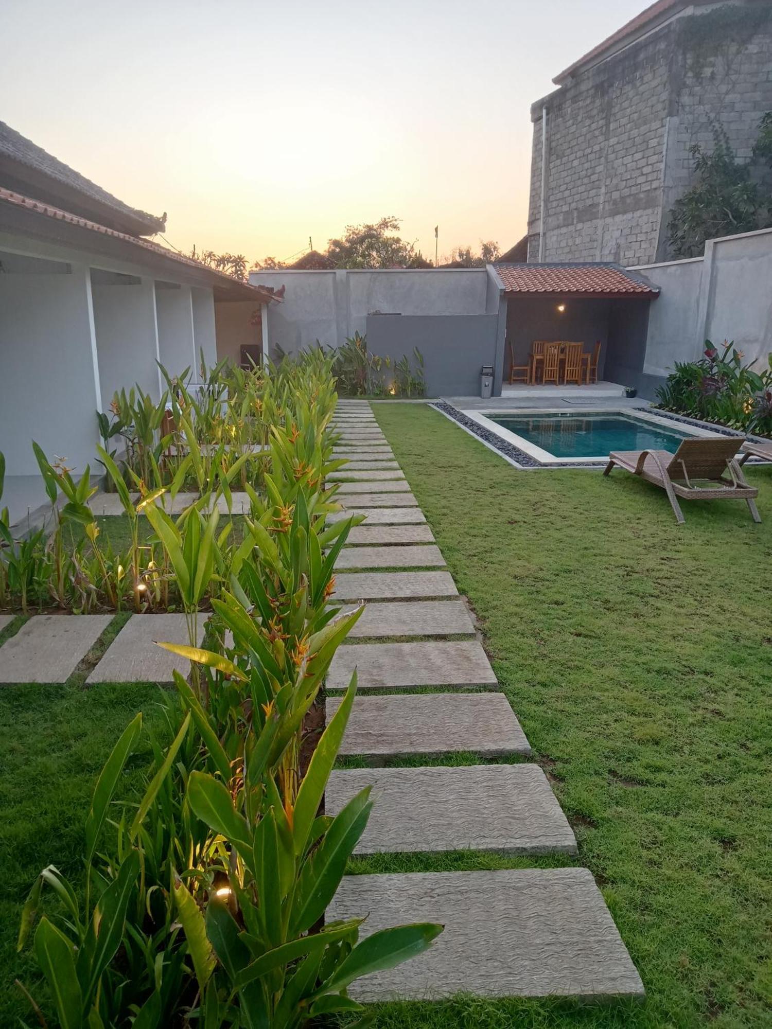 Parama Homestay Balangan ウルワツ エクステリア 写真