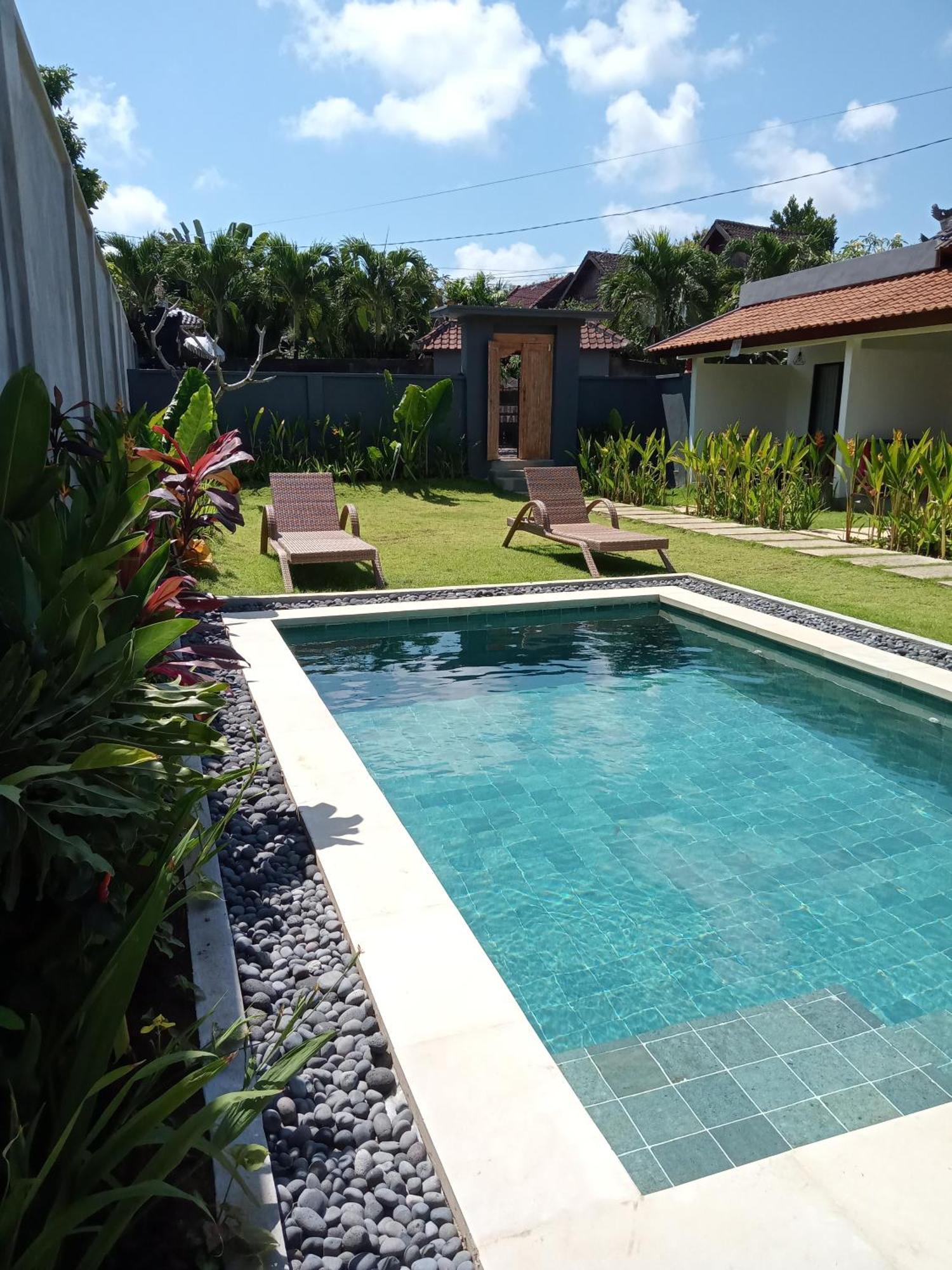 Parama Homestay Balangan ウルワツ エクステリア 写真